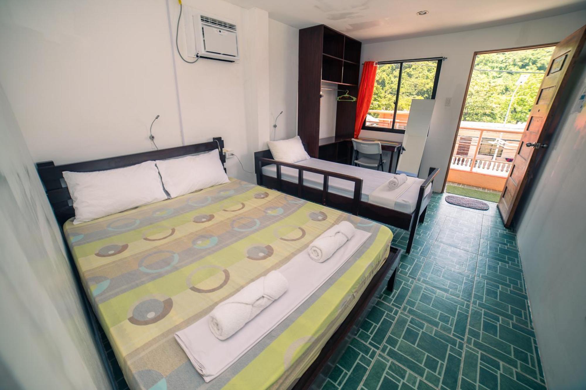 Chill Out Hostel Balabag (Boracay)